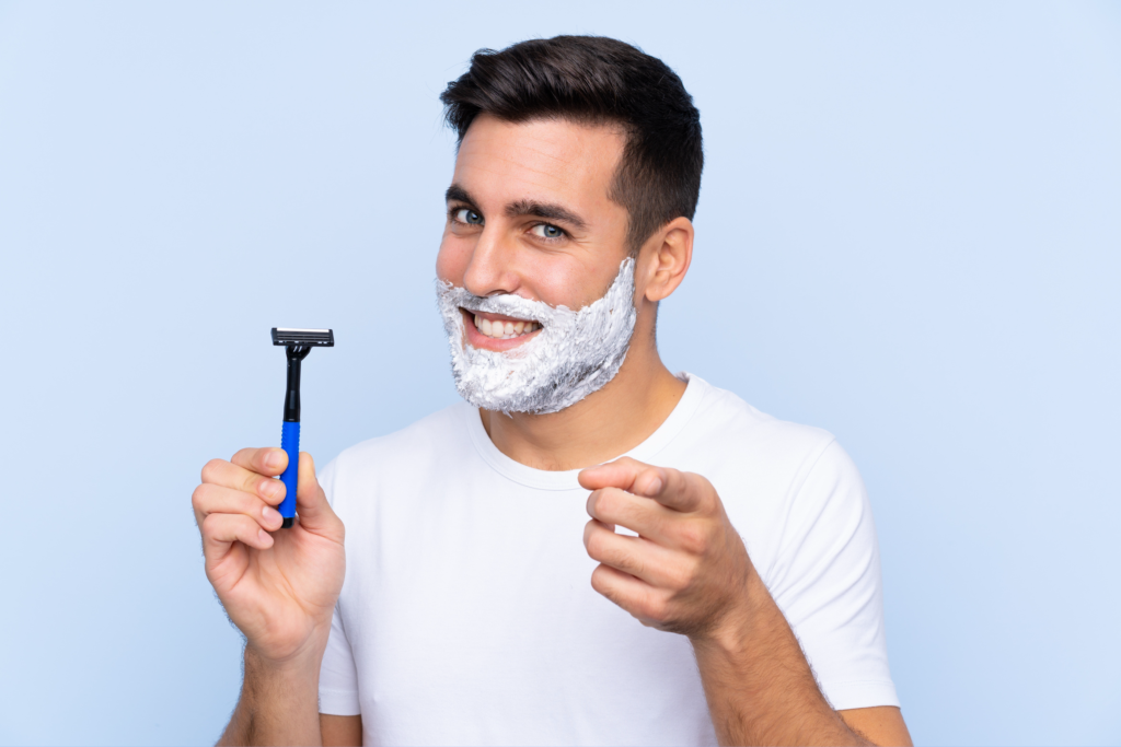 メンズスキンケアカミソリを使った髭剃りのコツ